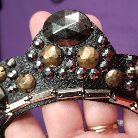 Daisy Fuentes Signed Faux Leather Necklace, bronze silver gunmetal accents - Picture 11 of 11